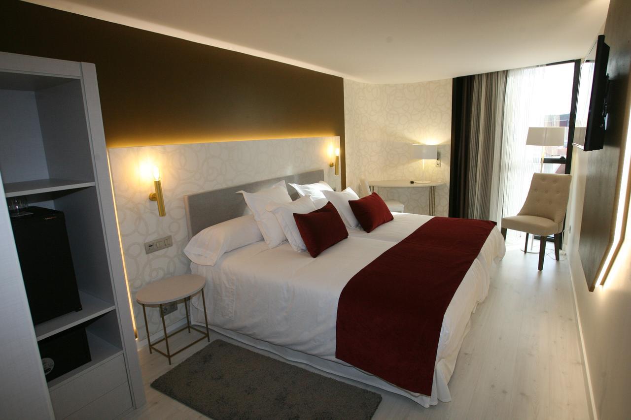 Hotel Cardenal Monforte De Lemos Ngoại thất bức ảnh