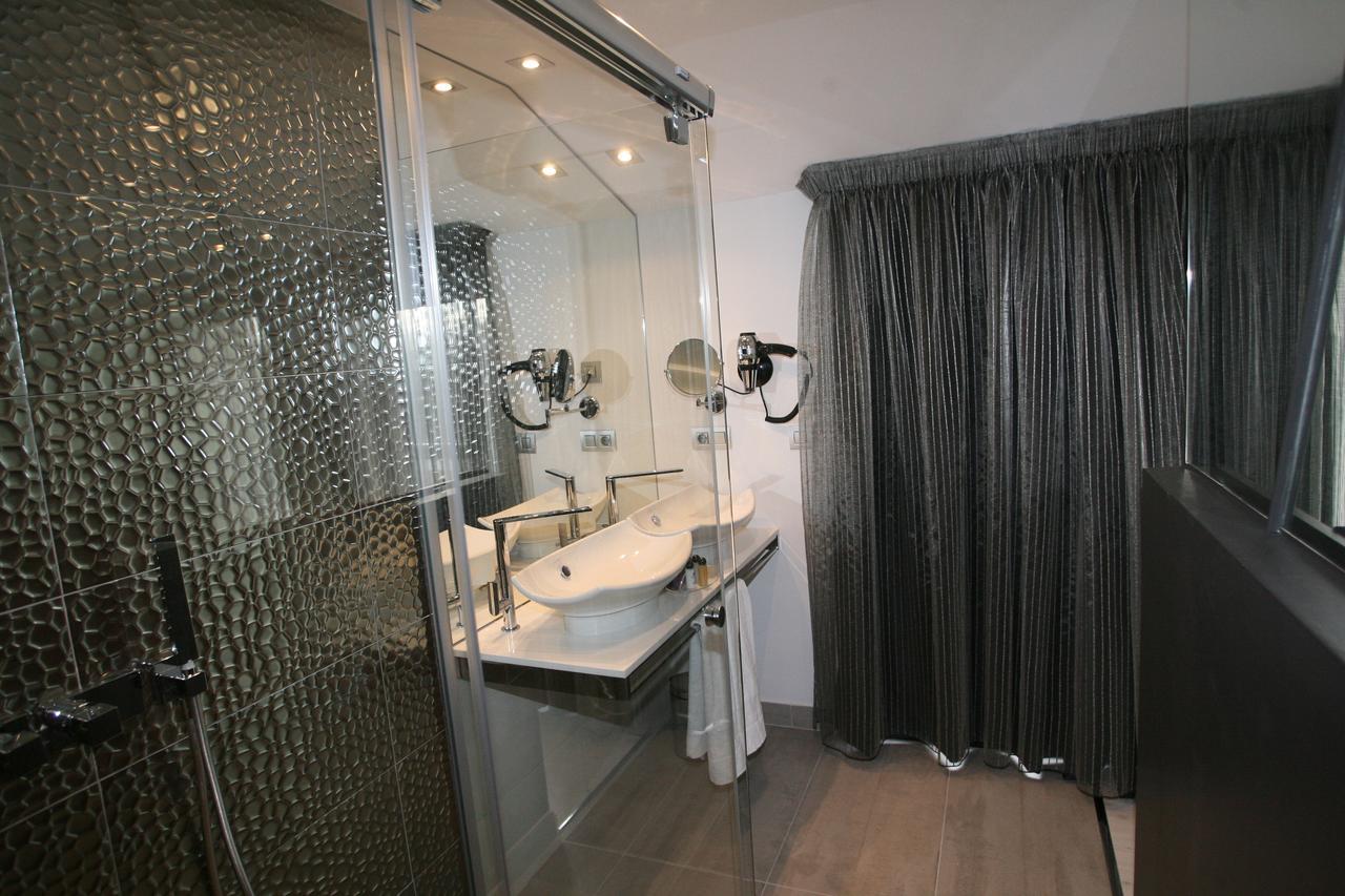 Hotel Cardenal Monforte De Lemos Ngoại thất bức ảnh