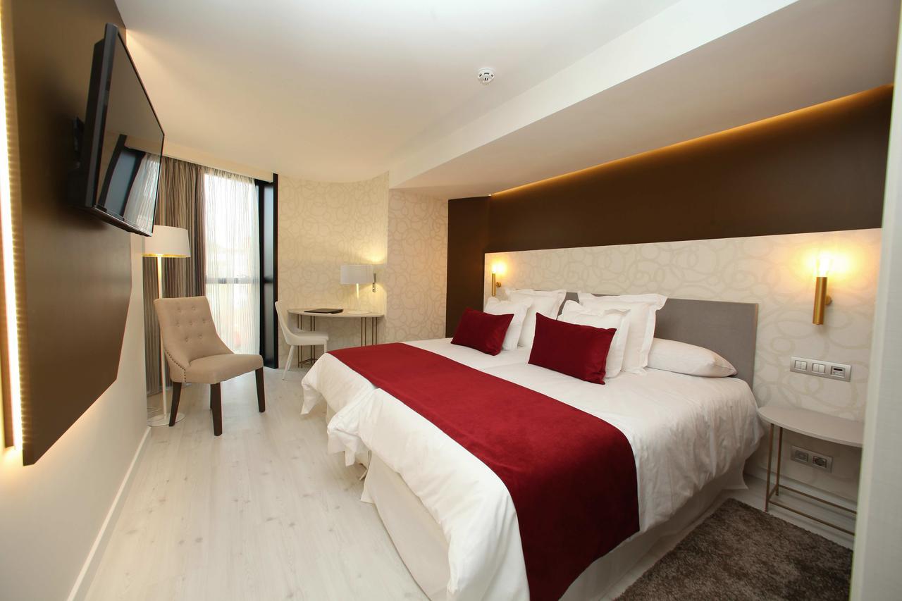 Hotel Cardenal Monforte De Lemos Ngoại thất bức ảnh