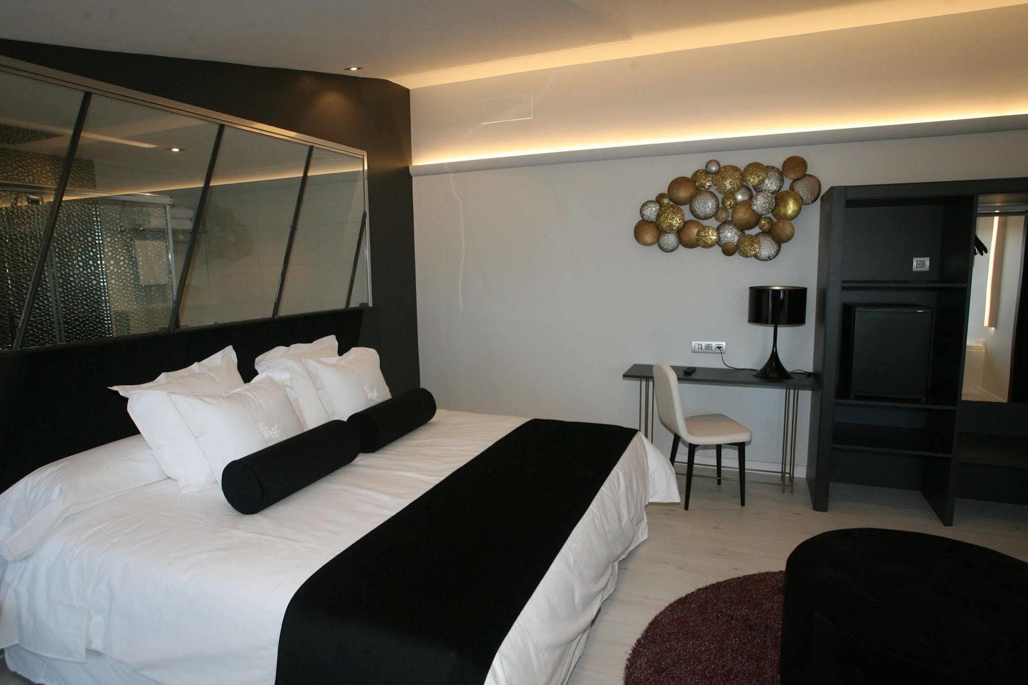 Hotel Cardenal Monforte De Lemos Ngoại thất bức ảnh
